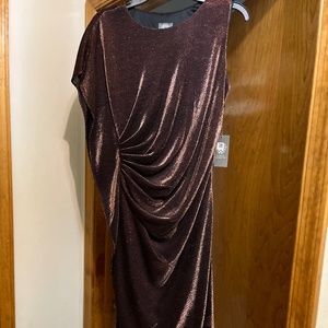 Purplish one sleeve gathered at the waist knee length dress
